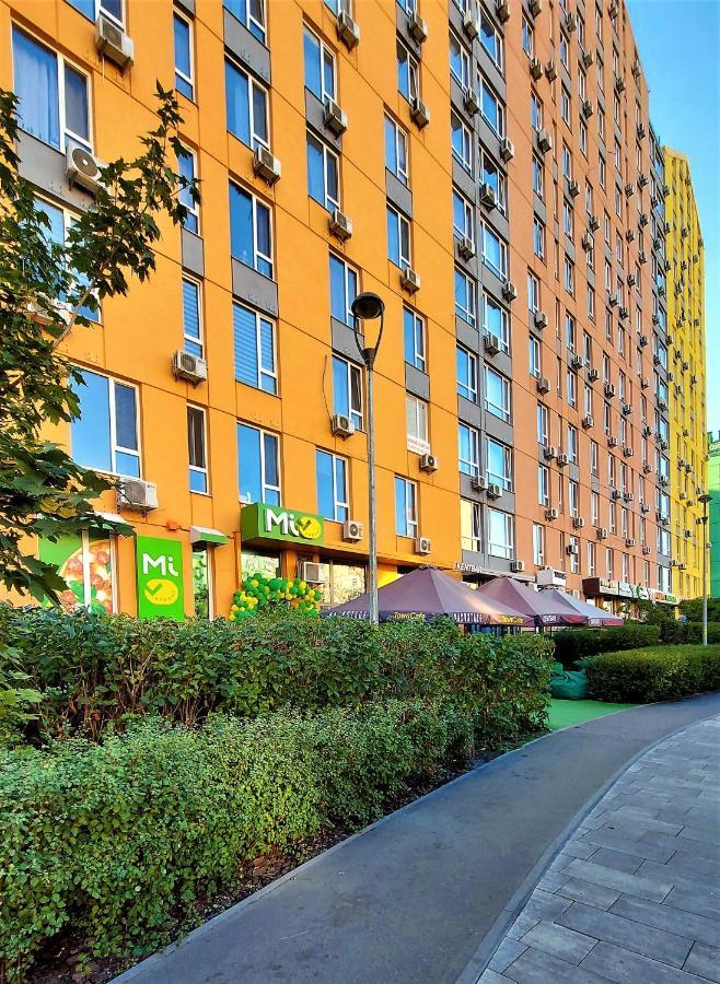 Смарт-Апартаменти На 1 Поверсі Kiev Exteriör bild